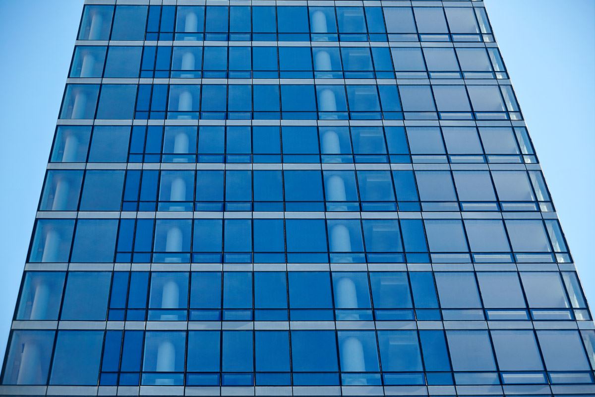 81 PRESS GLASS HOLDING SA