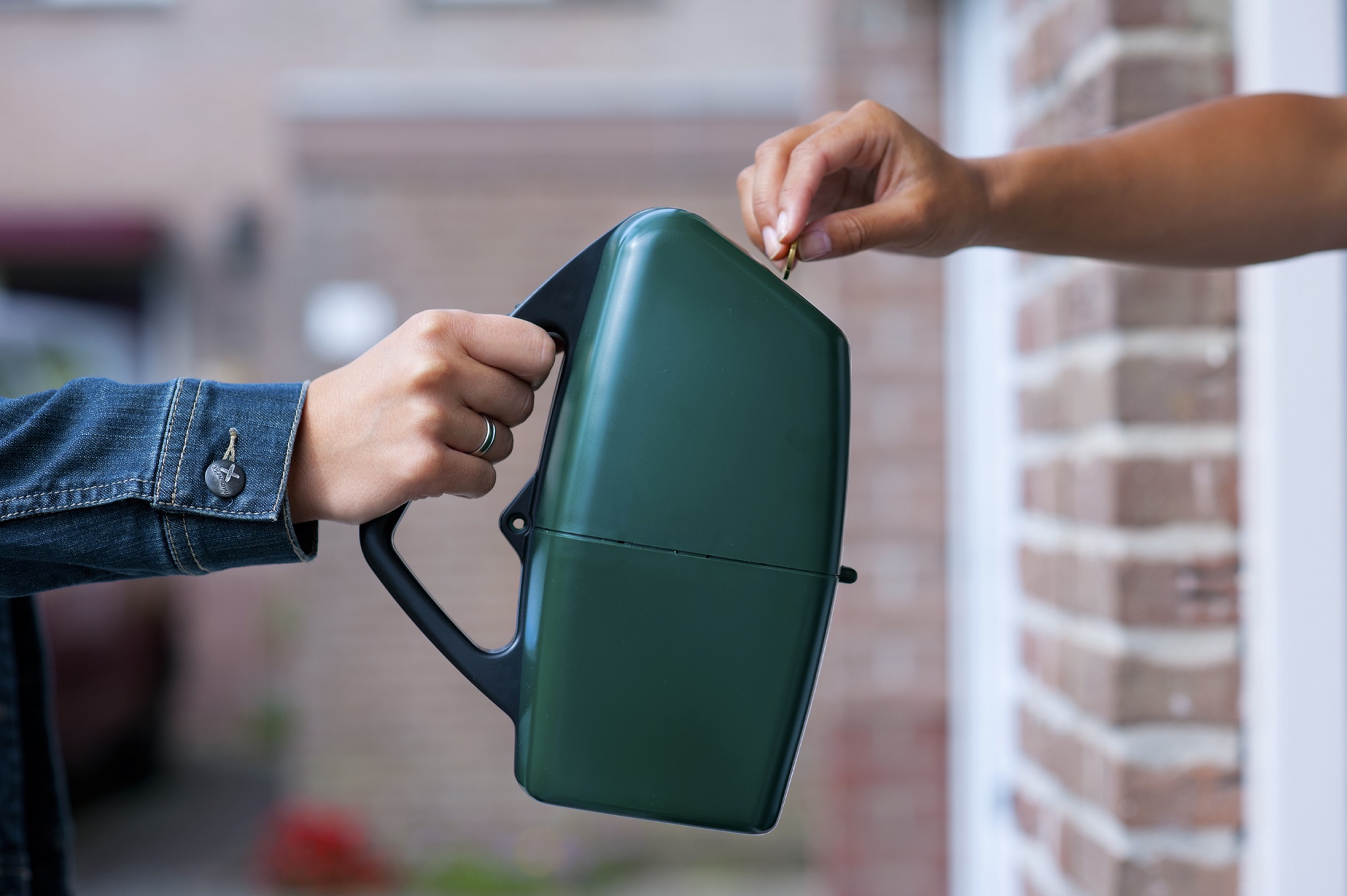 Goede Doelen Vrezen Lagere Giften Door Rutte Iii - Ew