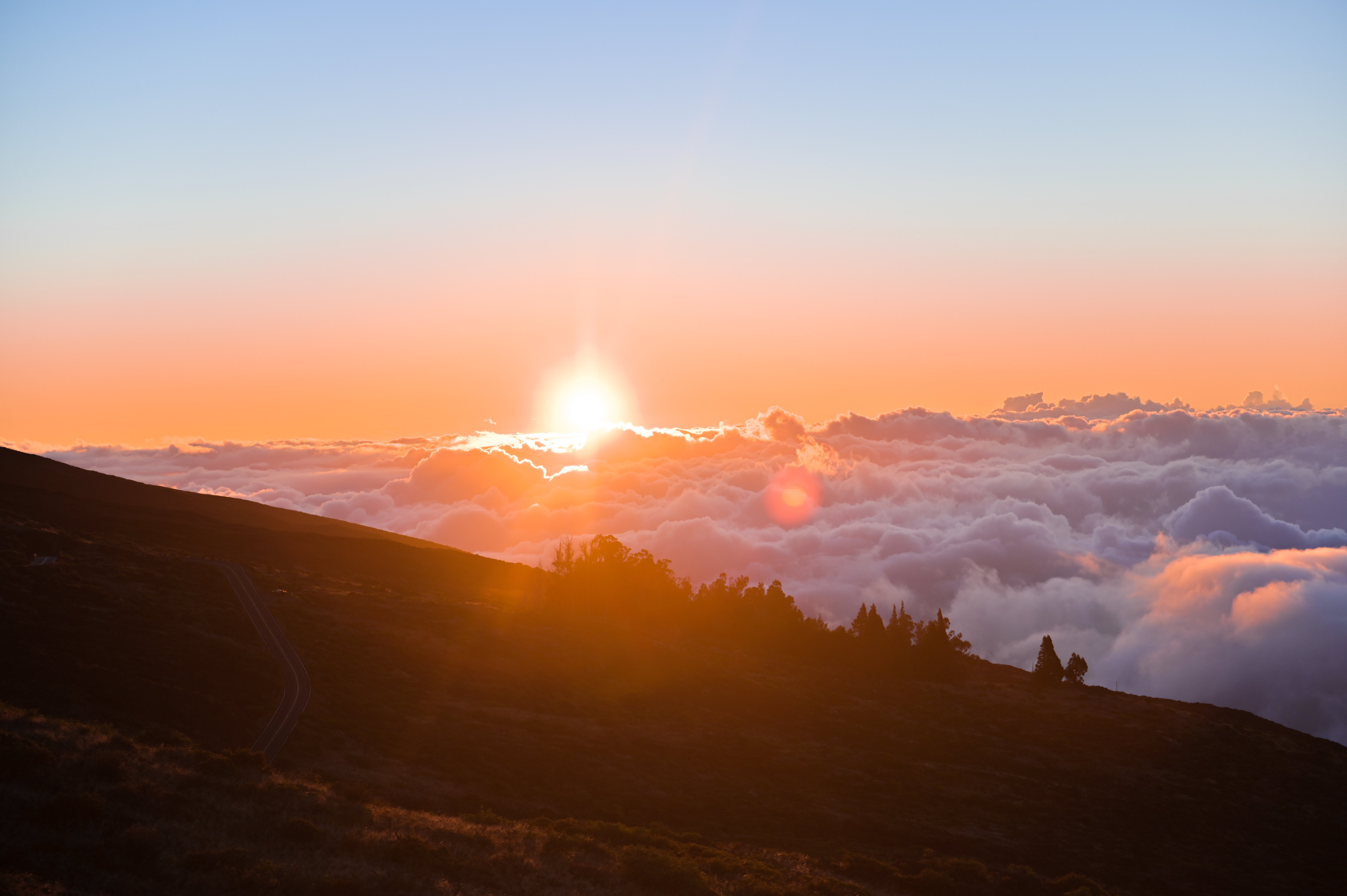 The Ultimate Guide to Sunset at the Summit of Haleakala National Park(01)