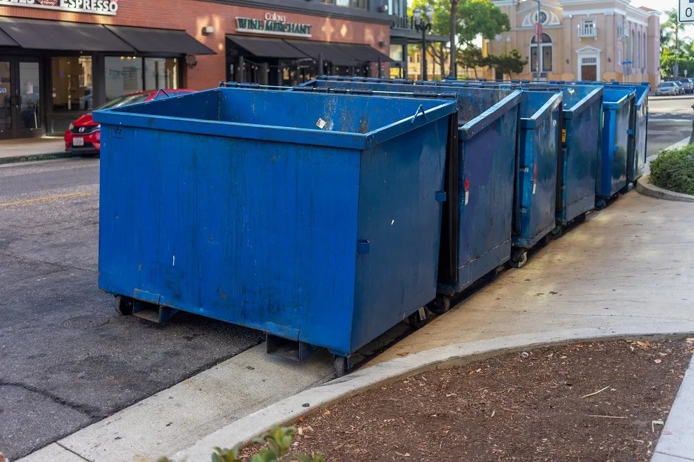 Front Loader vs RollOff Dumpster Brackenbox Guide