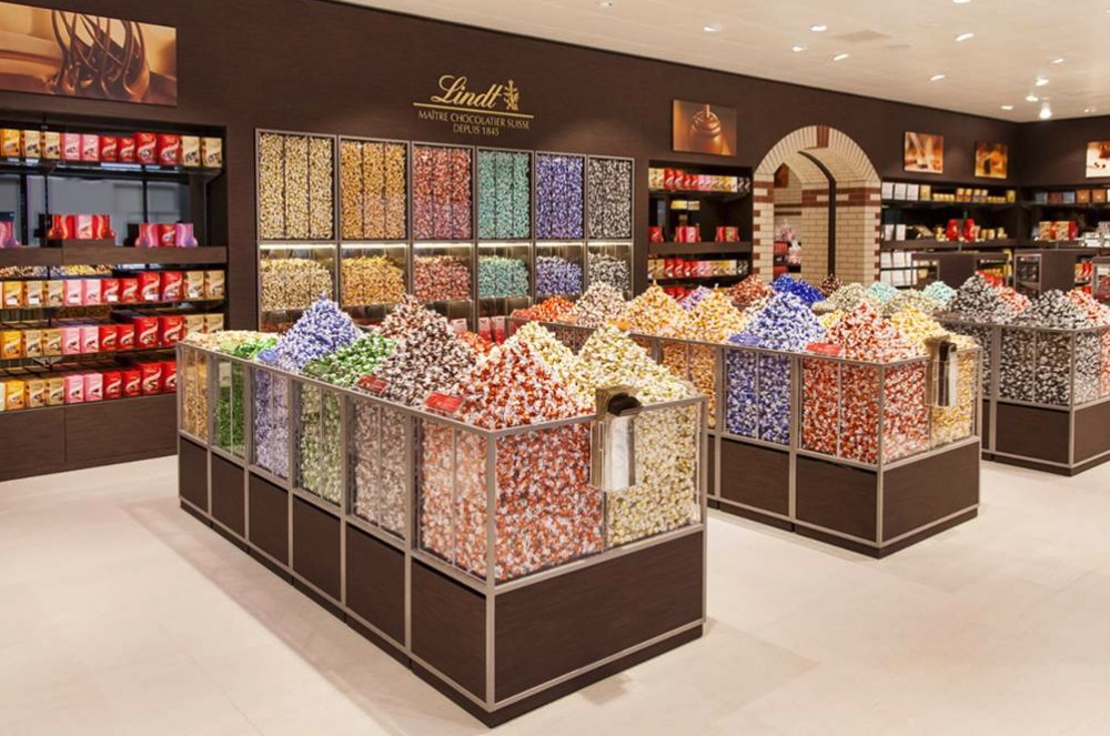 Zurich Tour With Cruise & Chocolate Zurich Project Expedition