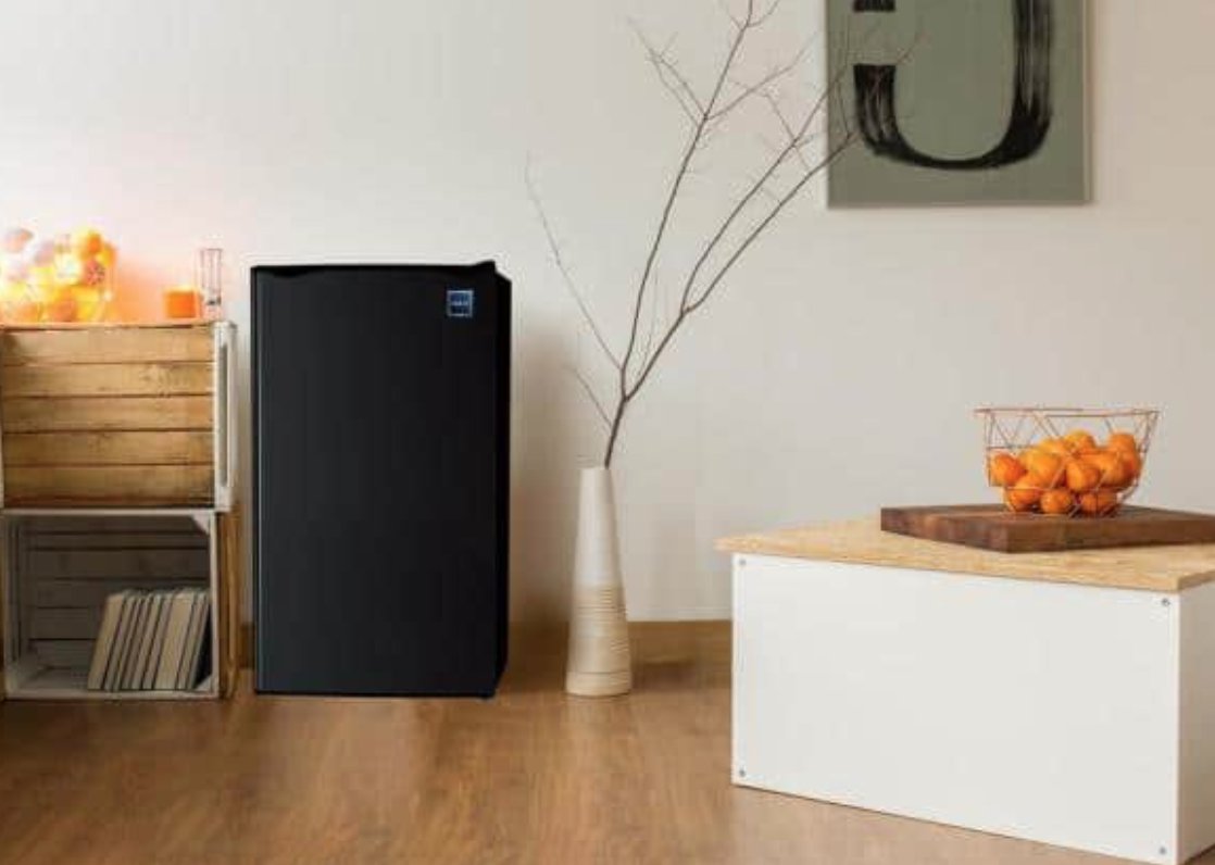7 Best Mini Fridges of 2022 PropertyNest