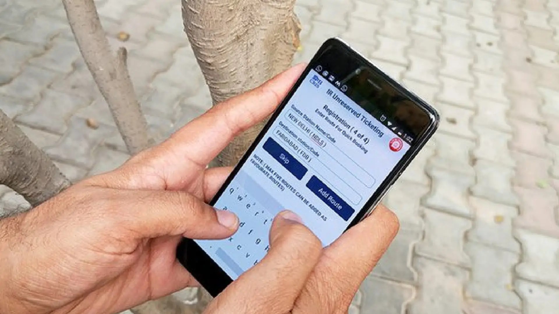 UTS App The Preferred Choice for 2 Crore Railway Passengers PUNE.NEWS