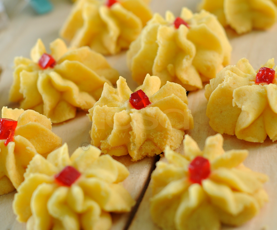 Koleksi Resipi Biskut Raya Popular, Sedap & Boleh Buat Niaga.