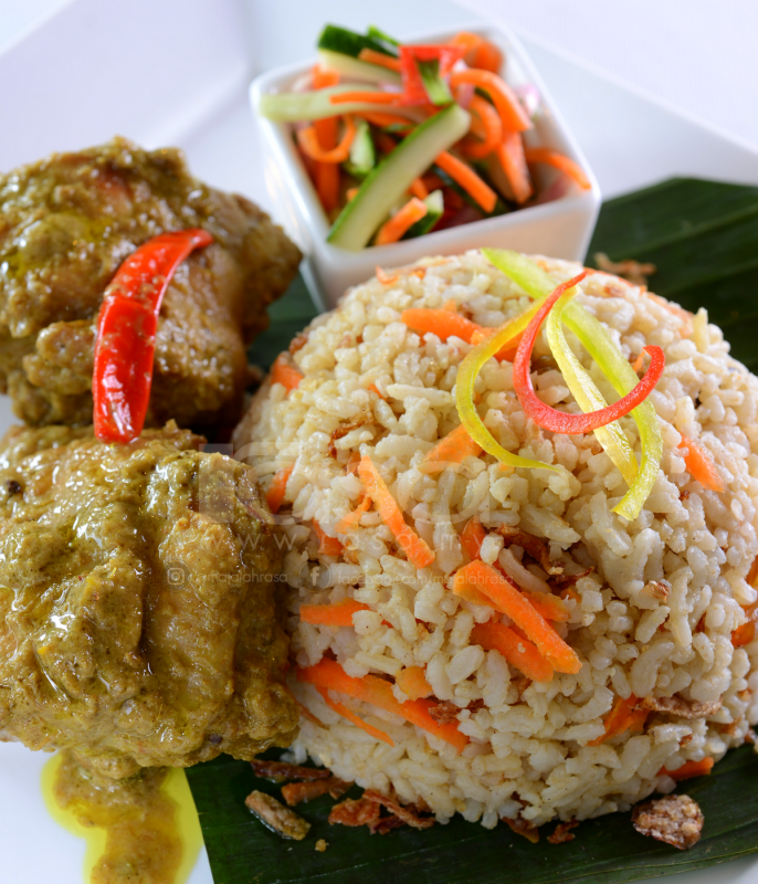 5 Resipi Set Nasi Bersama Lauk Yang Sesuai Dijadikan Juadah Pagi Raya