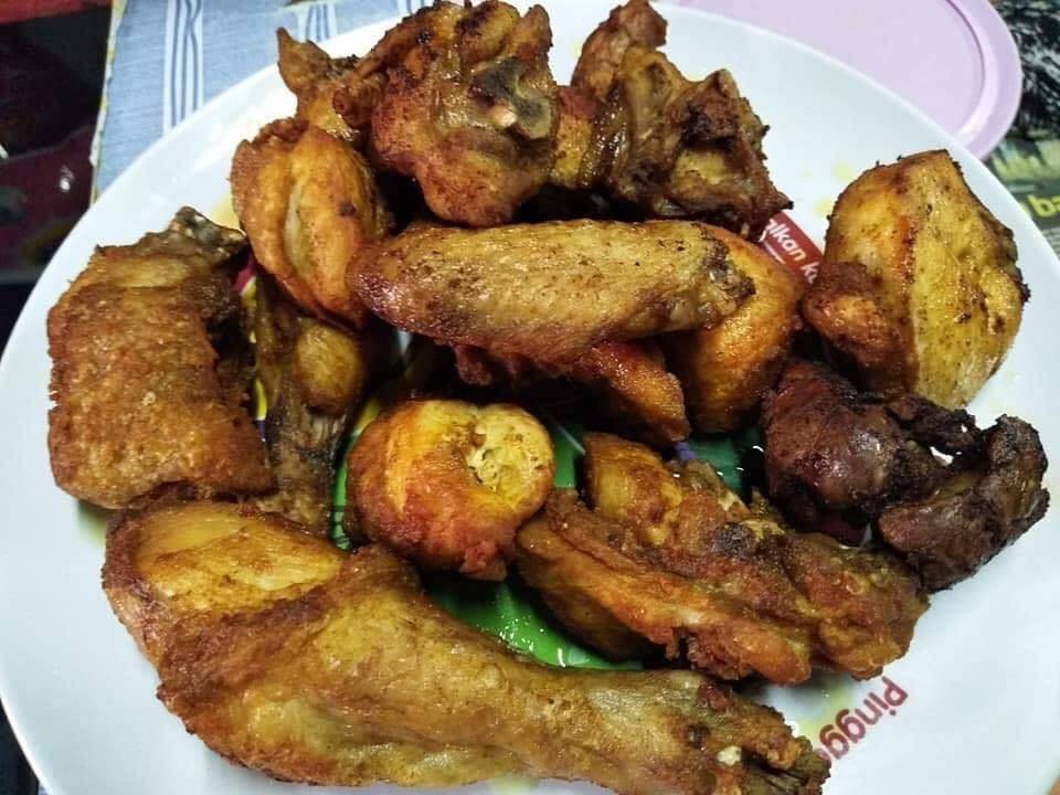 Ayam Goreng Cili Api Pedas Menyengat