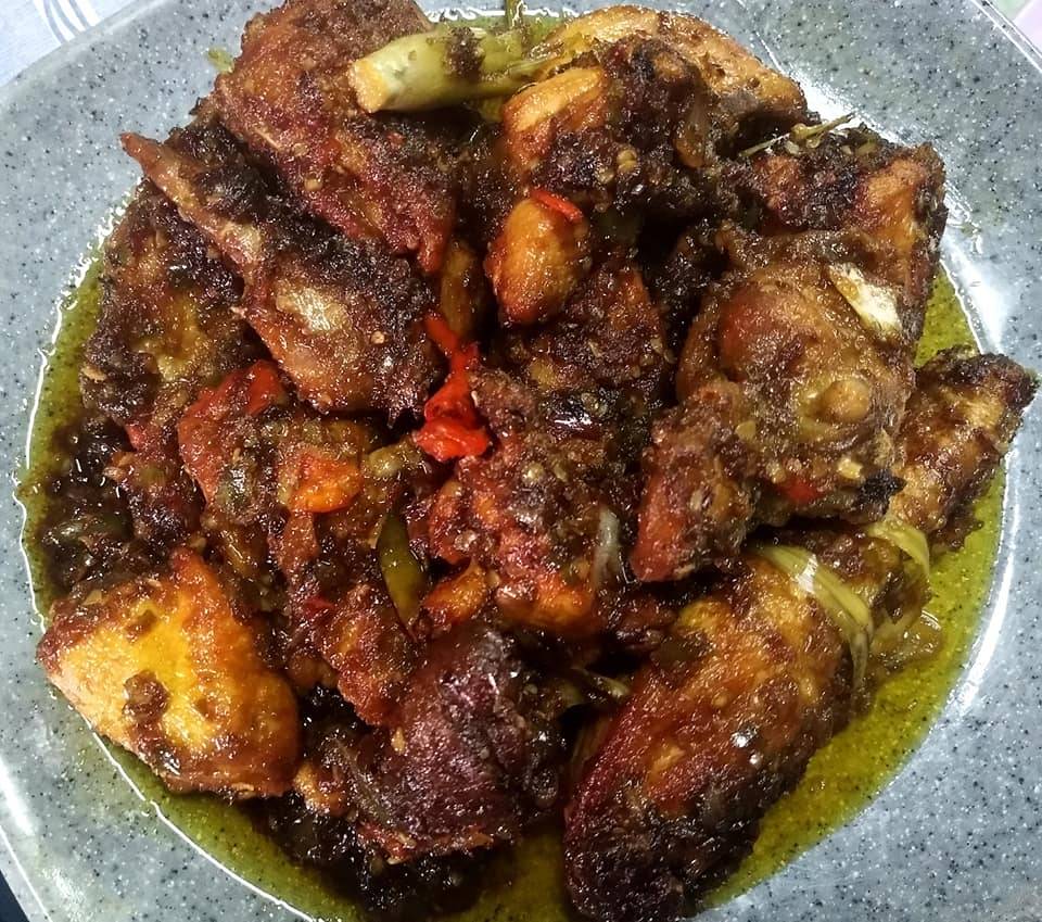 Resipi Ayam Goreng Cili Padi Yang Pedas Berapi