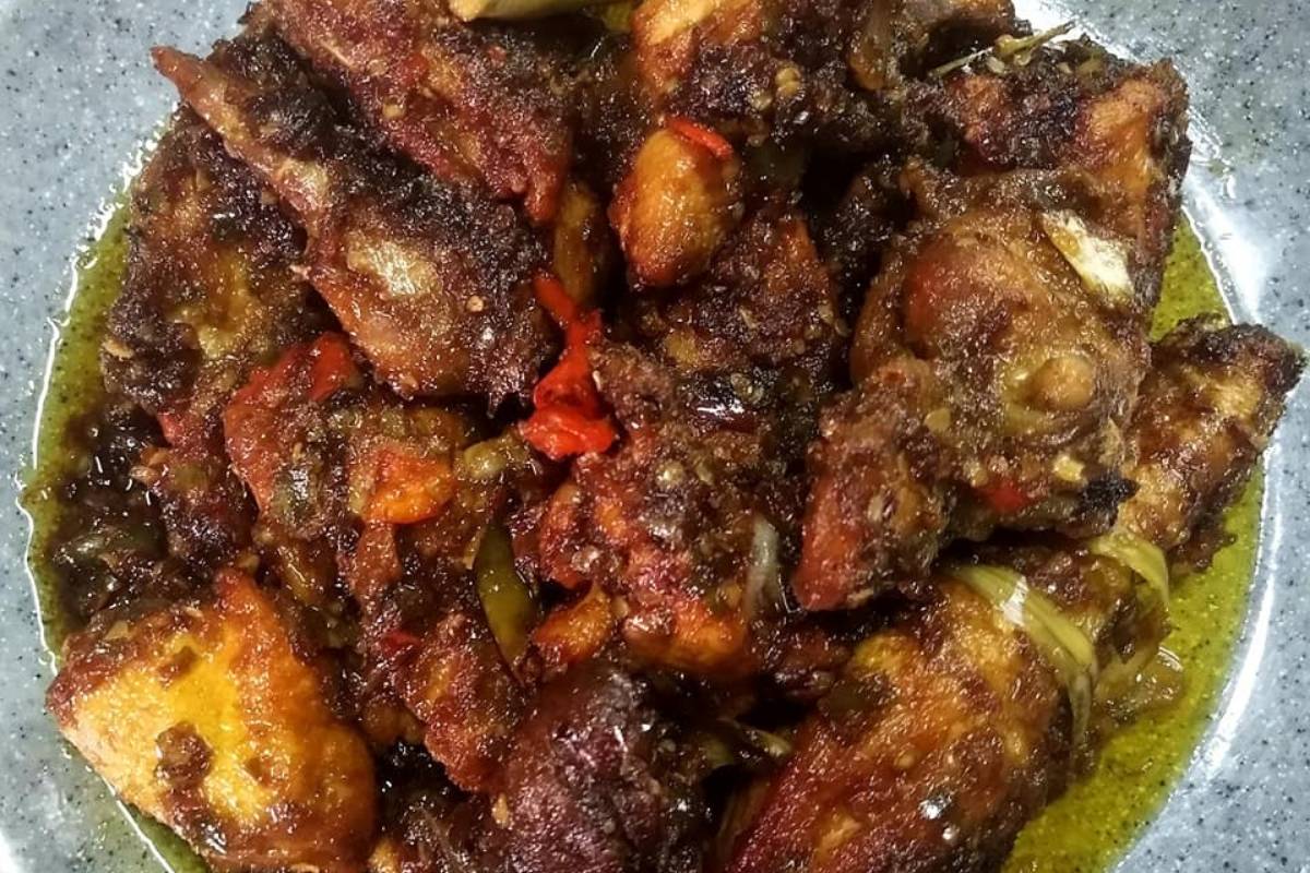 Resipi Ayam Goreng Cili Padi Yang Pedas Berapi