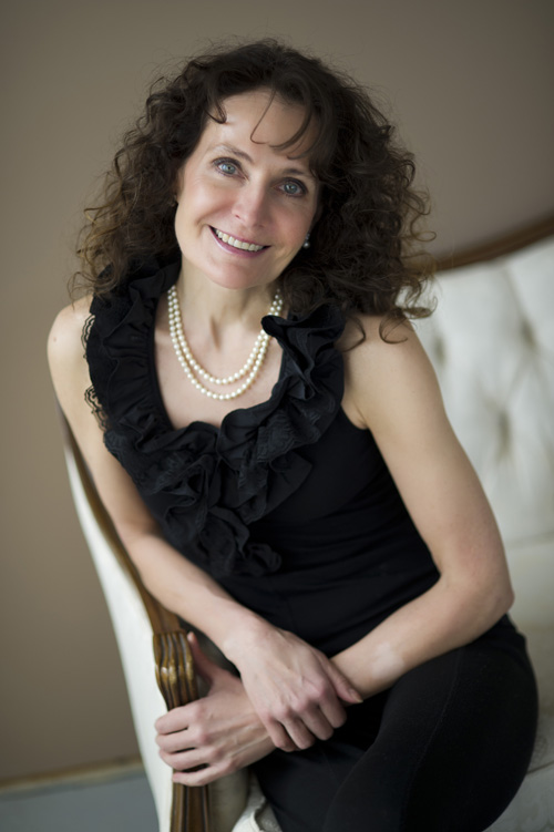 Dr. Michelle R. Bonness Brookfield, WI Cosmetic Surgeon / Physician