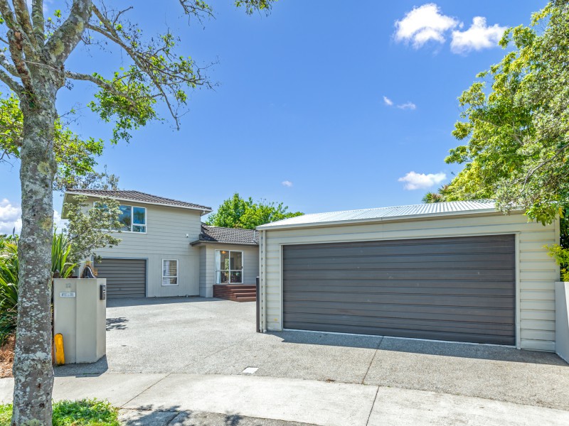 12 Guernsey Place, Fitzherbert, ManawatuWanganui Property Profile