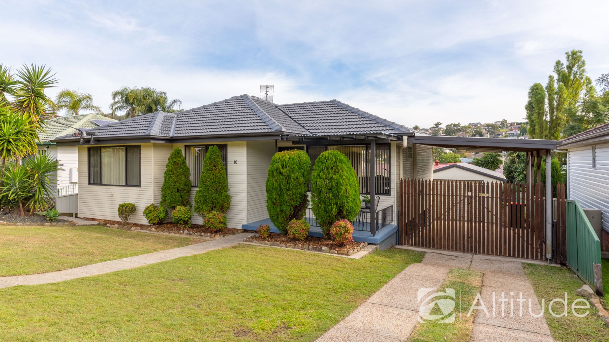 10 Lawson Rd, Macquarie Hills, NSW, 2285 Property Profile RateMyAgent