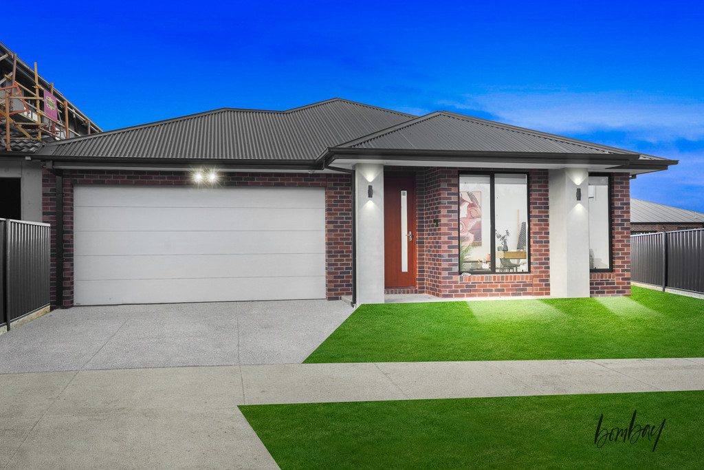 13 Royal Spoonbill Loop, Wallan, VIC, 3756 House For Sale RateMyAgent