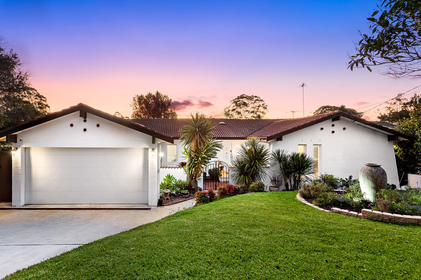 4 Wandeen Pl, St Ives Chase, NSW, 2075 House Sold on 24 08 2022