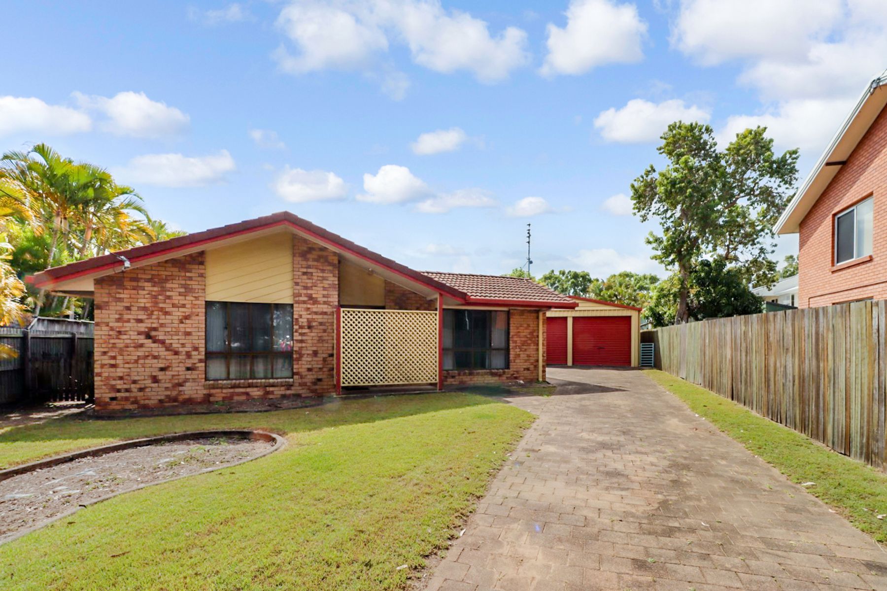 8A Kurrajong Crescent, Point Vernon, QLD, 4655 Property Profile RateMyAgent
