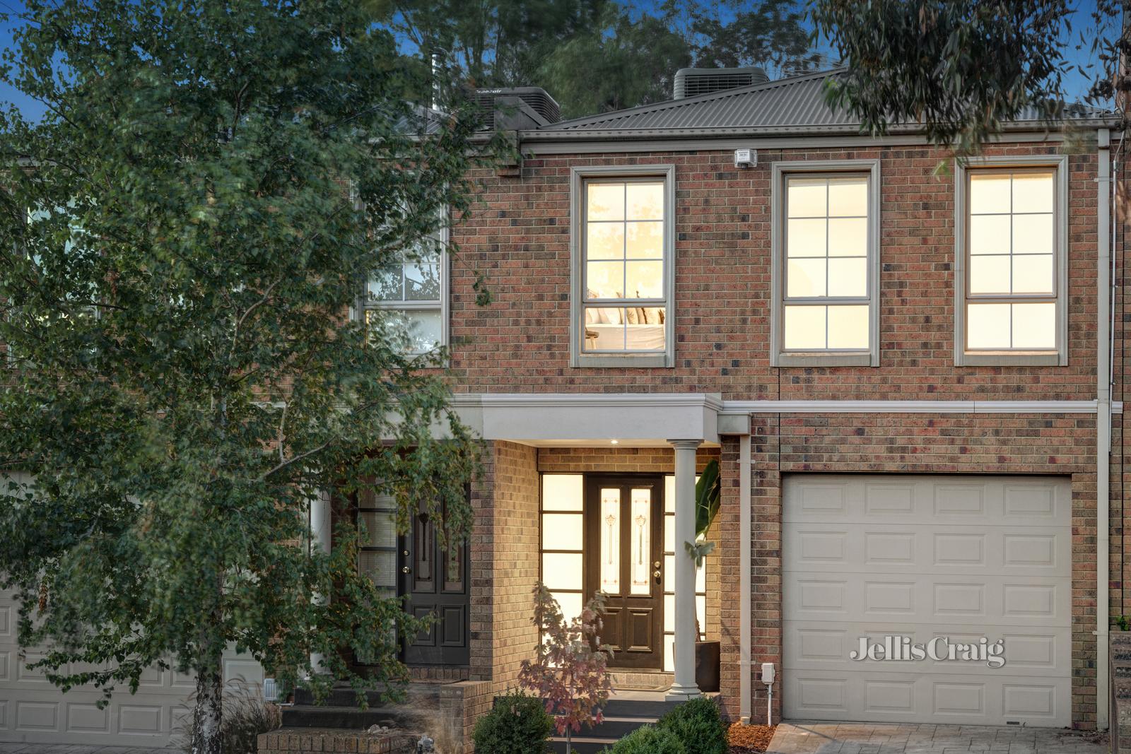 9B Dobson Road, Montmorency, VIC, 3094 Townhouse Sold on 26 03 2021