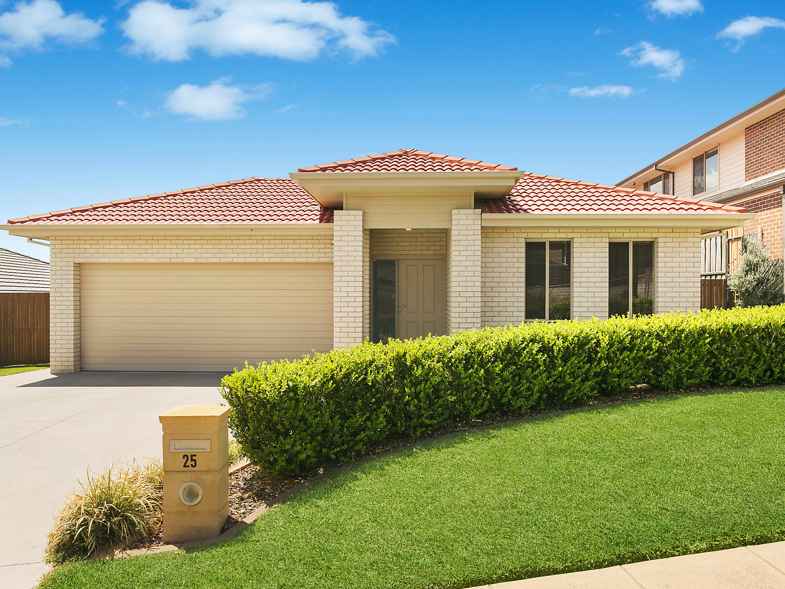 25 Thornbury Circuit, Stanhope Gardens, NSW, 2768 Property Profile