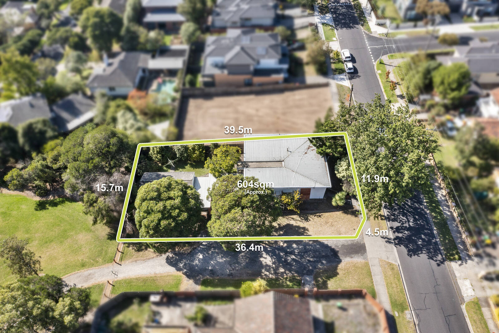 131 Woodhouse Grove, Box Hill North, VIC, 3129 Property Profile