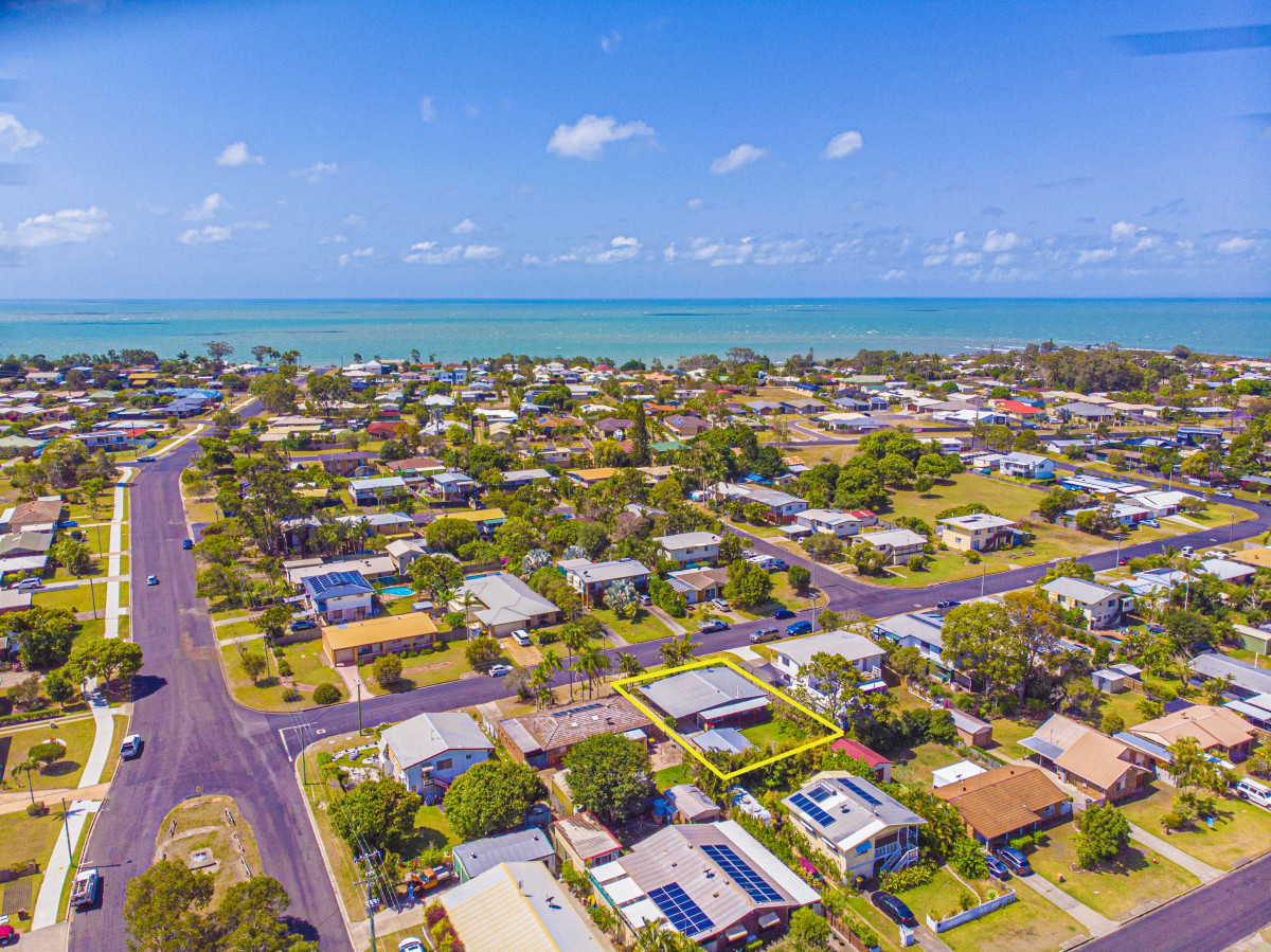 5 Paradise St, Point Vernon, QLD, 4655 House Sold on 18 12 2019 RateMyAgent