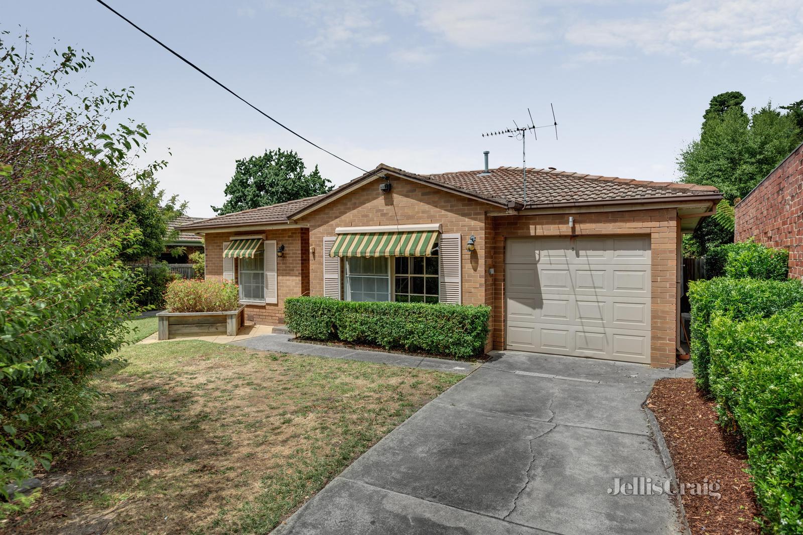 1/42 Range Street, Camberwell, VIC, 3124 Property Profile RateMyAgent