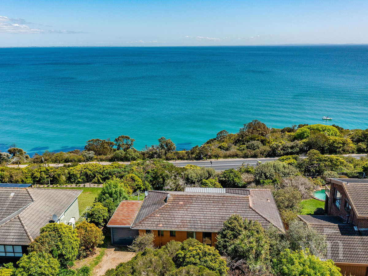 7 Two Bays Cres, Mount Martha, VIC, 3934 Property Profile RateMyAgent