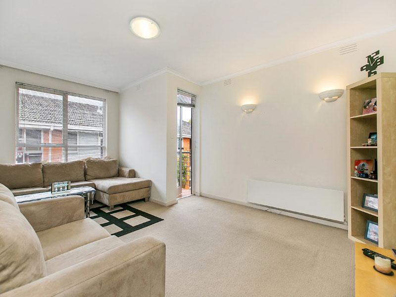 8/5 Rosedale Avenue, Glen Huntly, VIC, 3163 Apartment Sold on 07 11