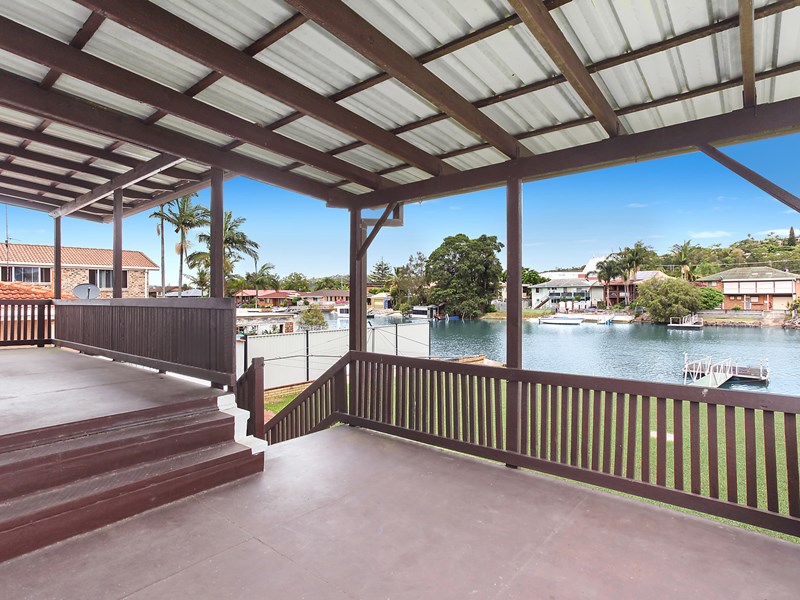 54 Jacaranda Ave, Tweed Heads West, NSW, 2485 House Sold on 10 03