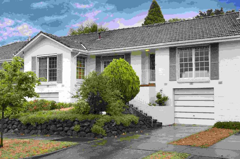 2/884 Riversdale Rd (Cnr Moorhead St), Camberwell, VIC, 3124 Property