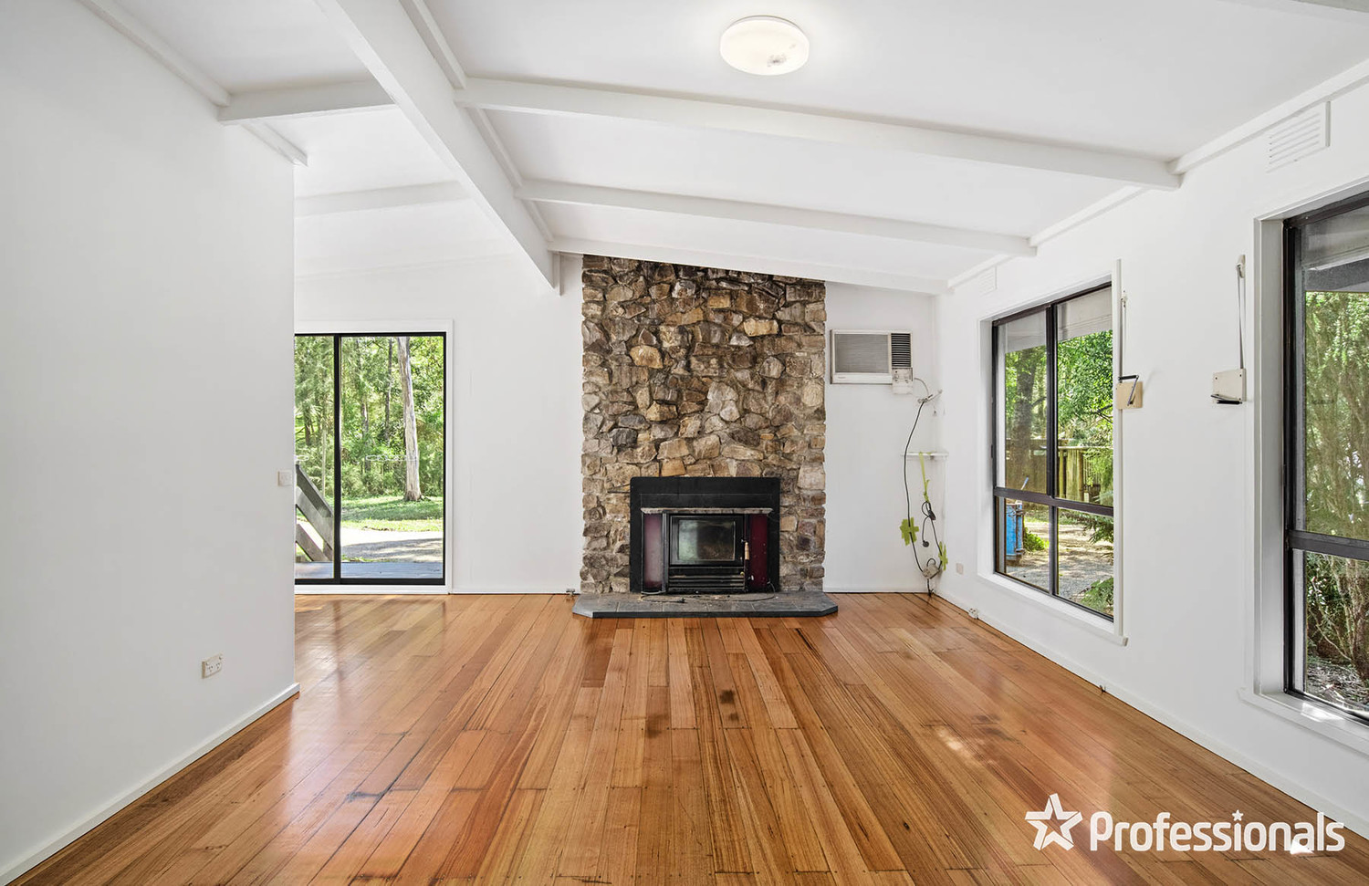 15 Wombat Crescent, East Warburton, VIC, 3799 House Sold on 08 10