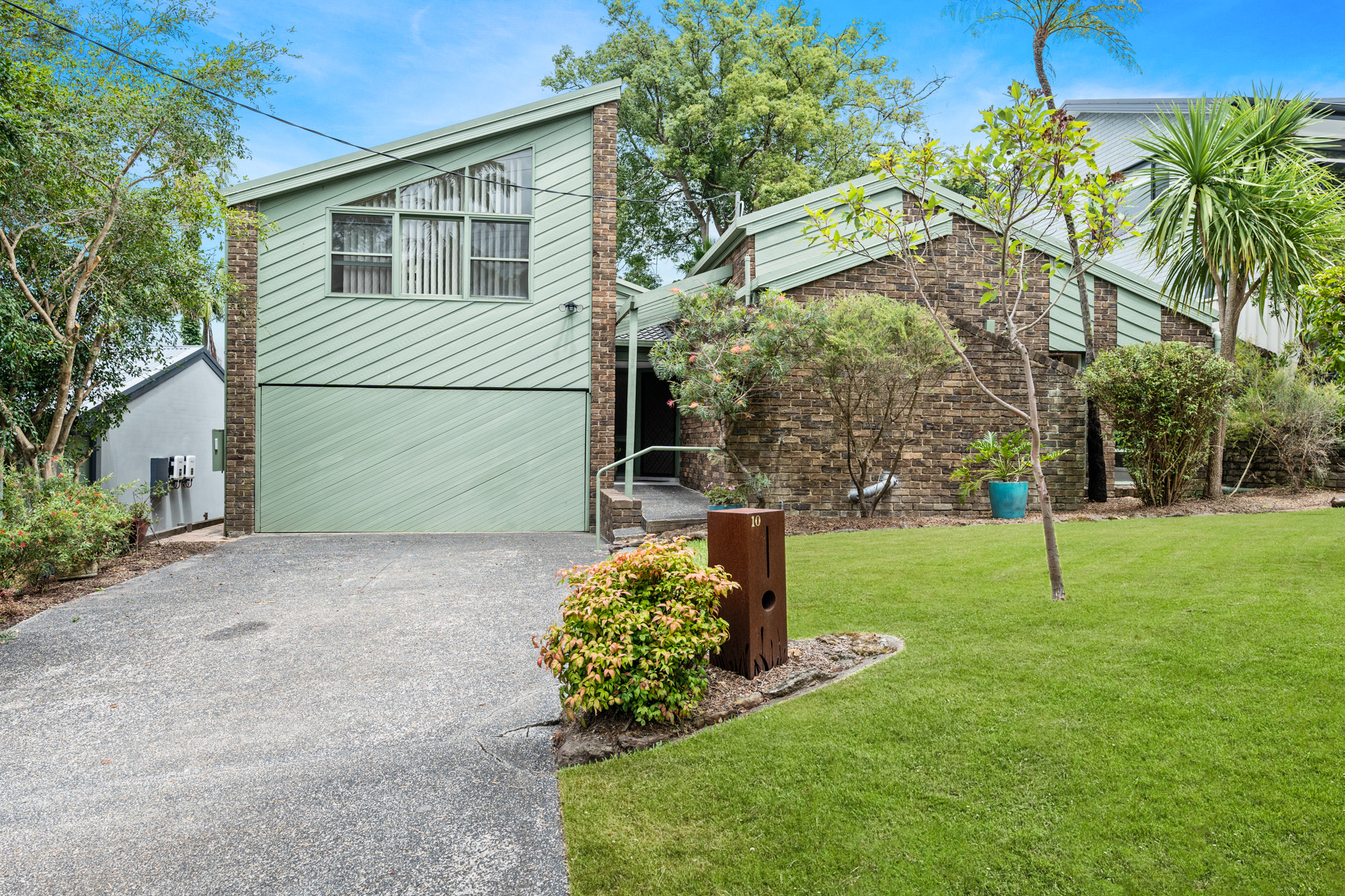 10 Bourbon Street, Wyoming, NSW, 2250 Property Profile RateMyAgent