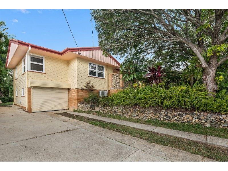 11 Ennerdale St, Chermside West, QLD, 4032 Property Profile RateMyAgent