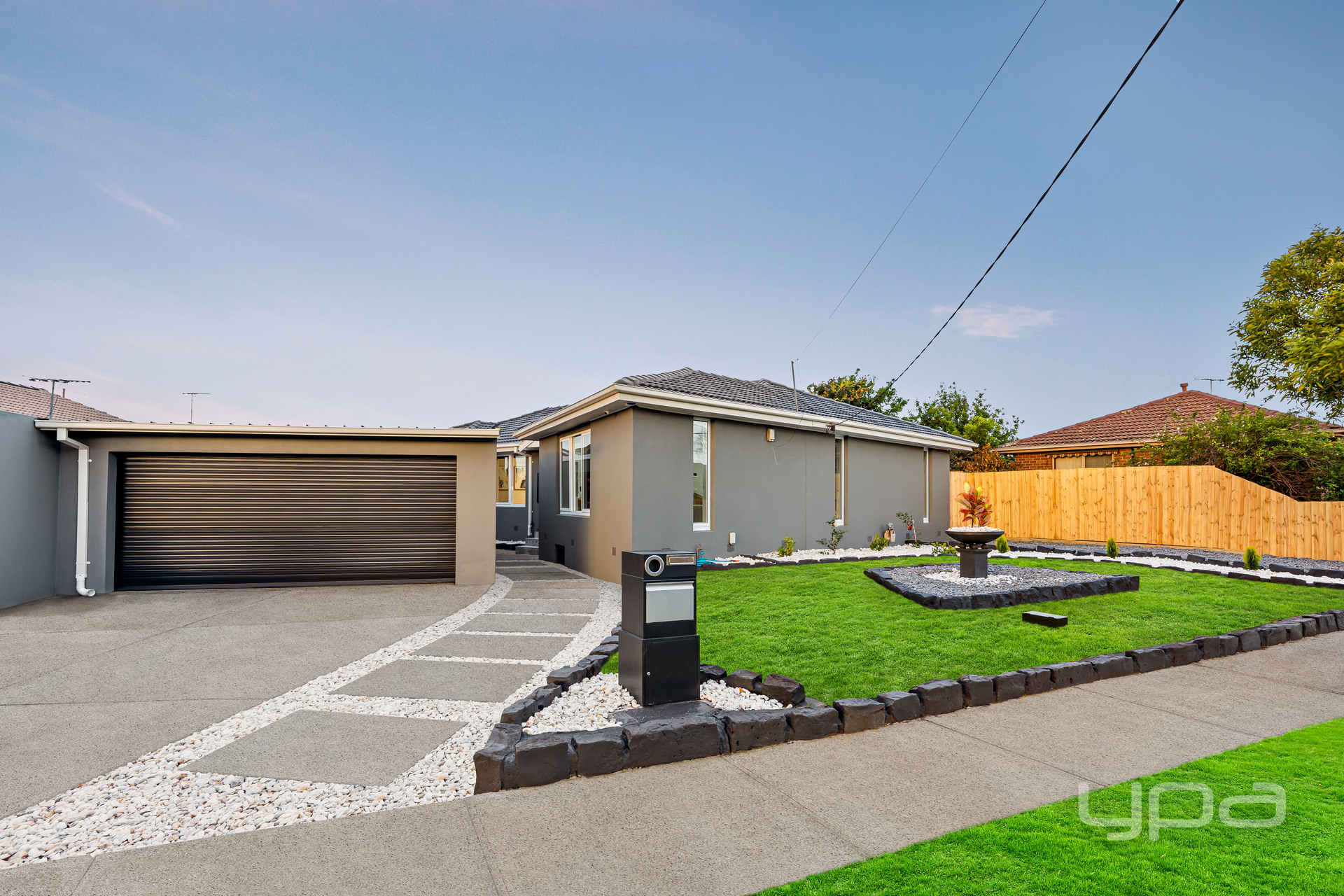 14 Dunfield Drive, Gladstone Park, VIC, 3043 House For Sale RateMyAgent