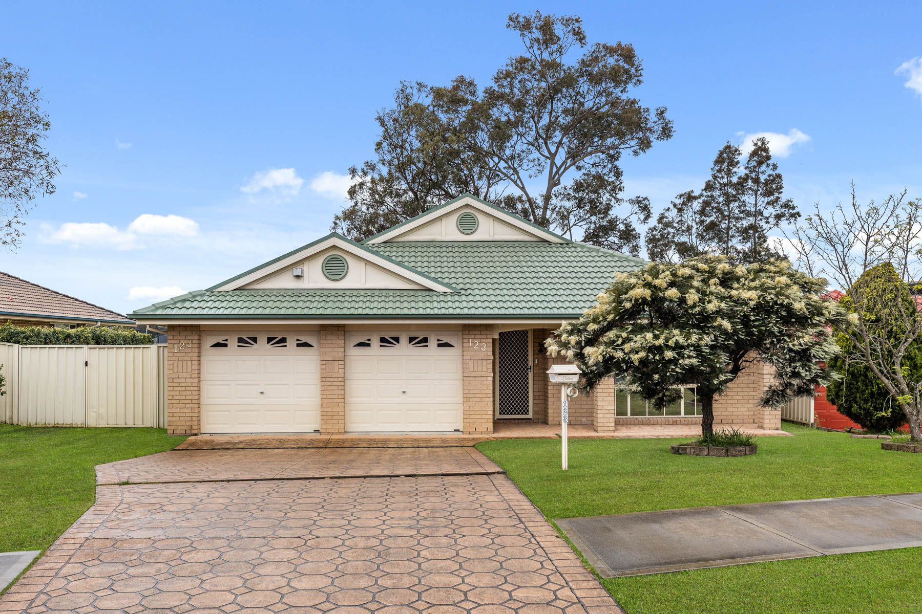 123 lands Street, Aberglasslyn, NSW, 2320 Property Profile