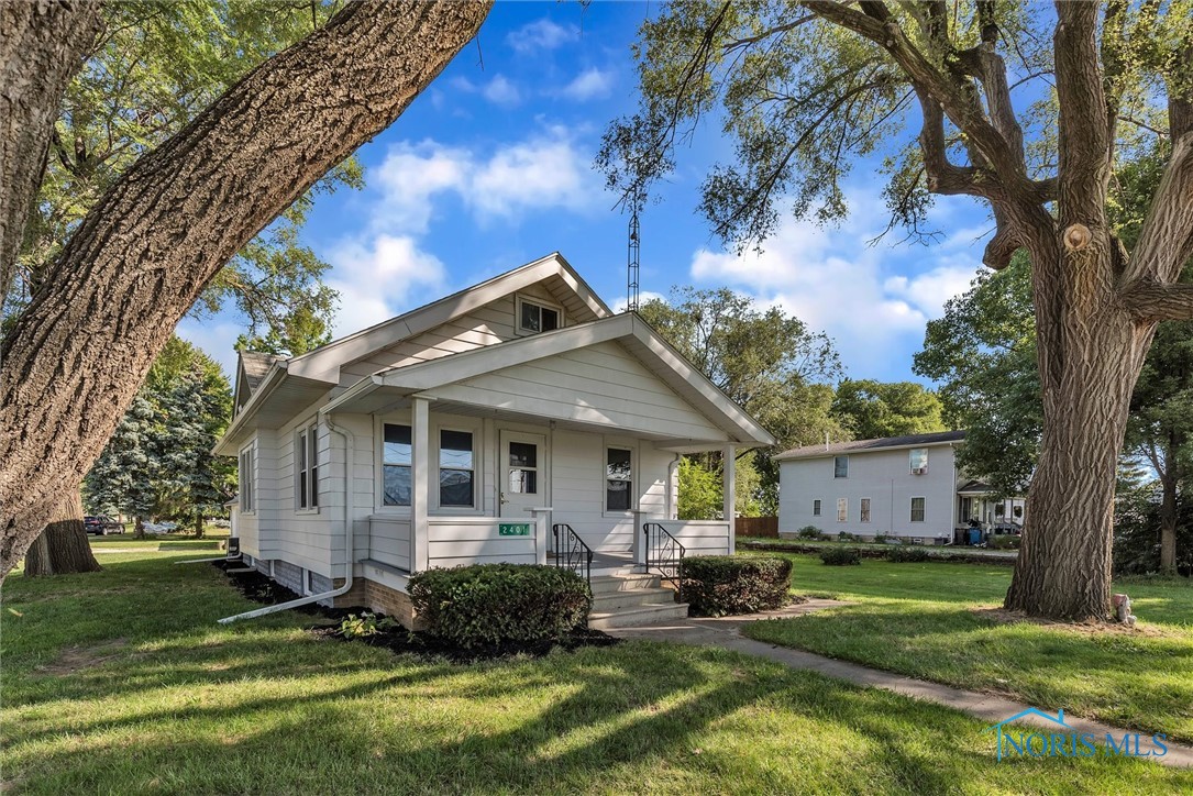 2401 Pickle Rd, Oregon, OH, 43616 Single Family Sold on 12 10 2022