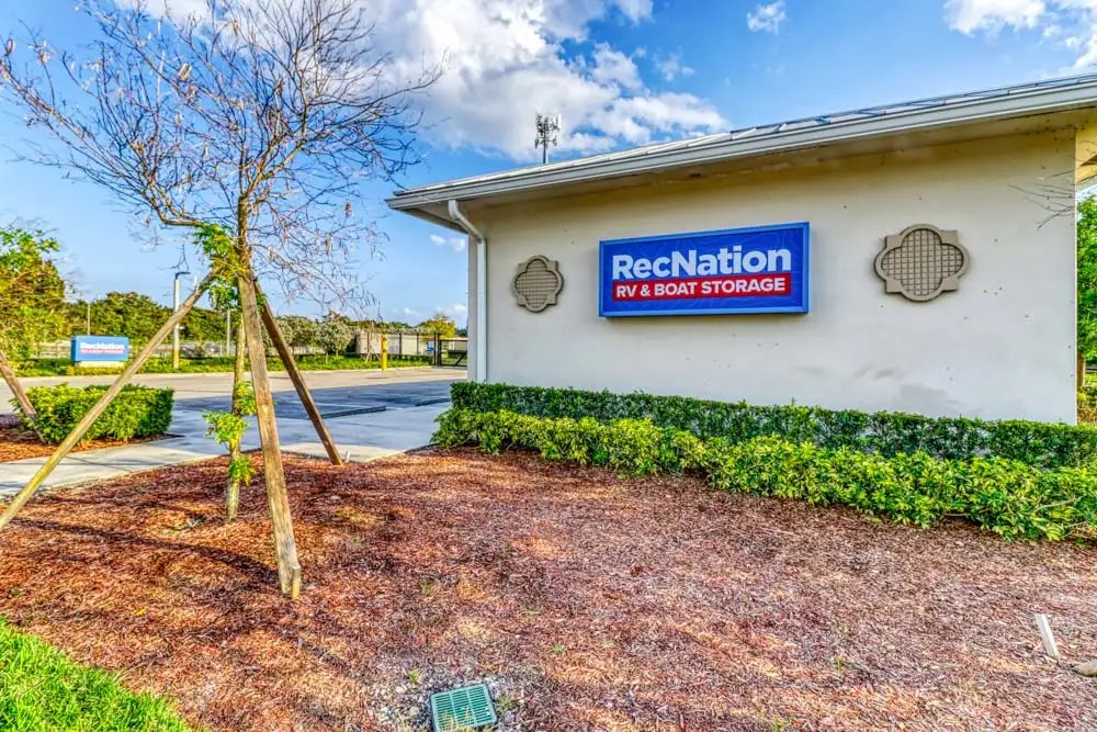 Advanced Fleet Parking New Smyrna Beach, Volusia, Florida