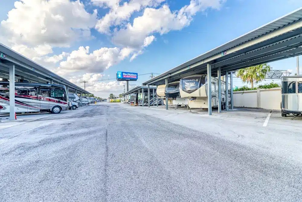 Avail Best Fleet Parking Palm Beach Gardens, Palm Beach, Florida