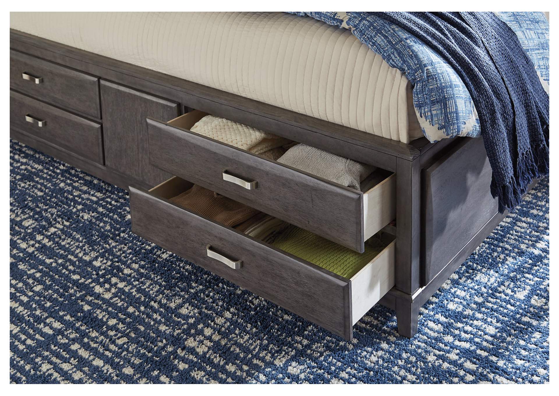 Caitbrook Queen Storage Bed with 8 Drawers with Dresser and Chest