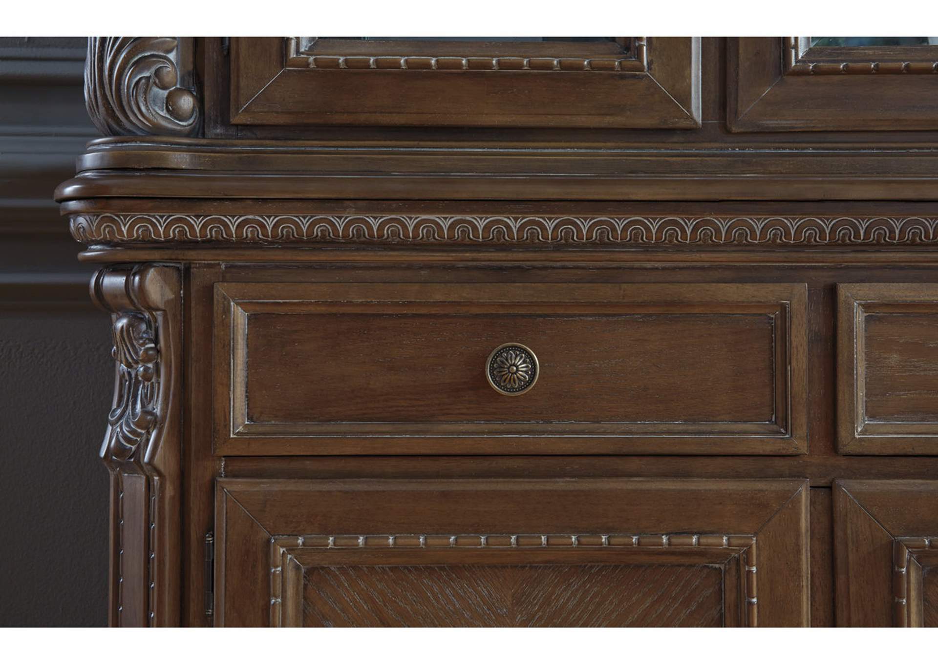 Charmond Dining Table and 6 Chairs with Storage