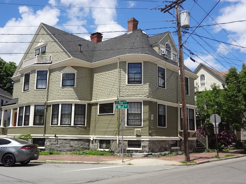 65 Pine Street Apartment 1 Portland, Maine