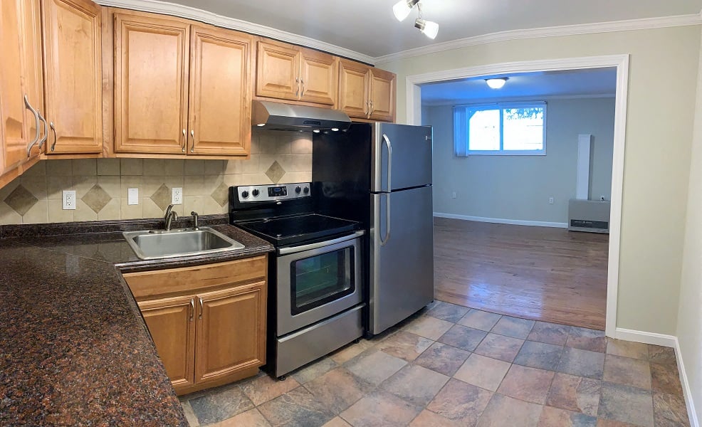 8 Burnham Street Apartment 4 South Portland Portland, Maine