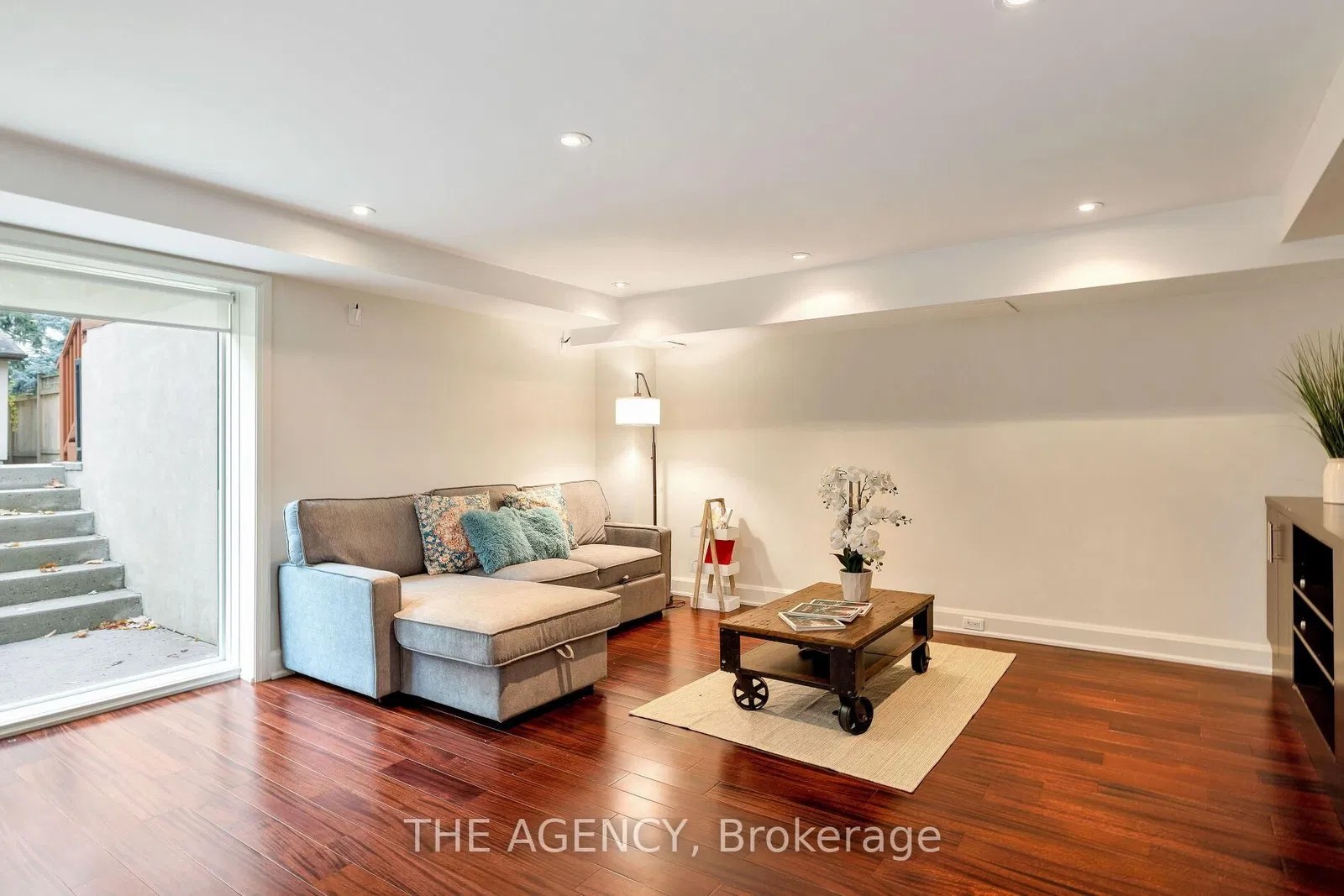 313 Glen Road For Sale