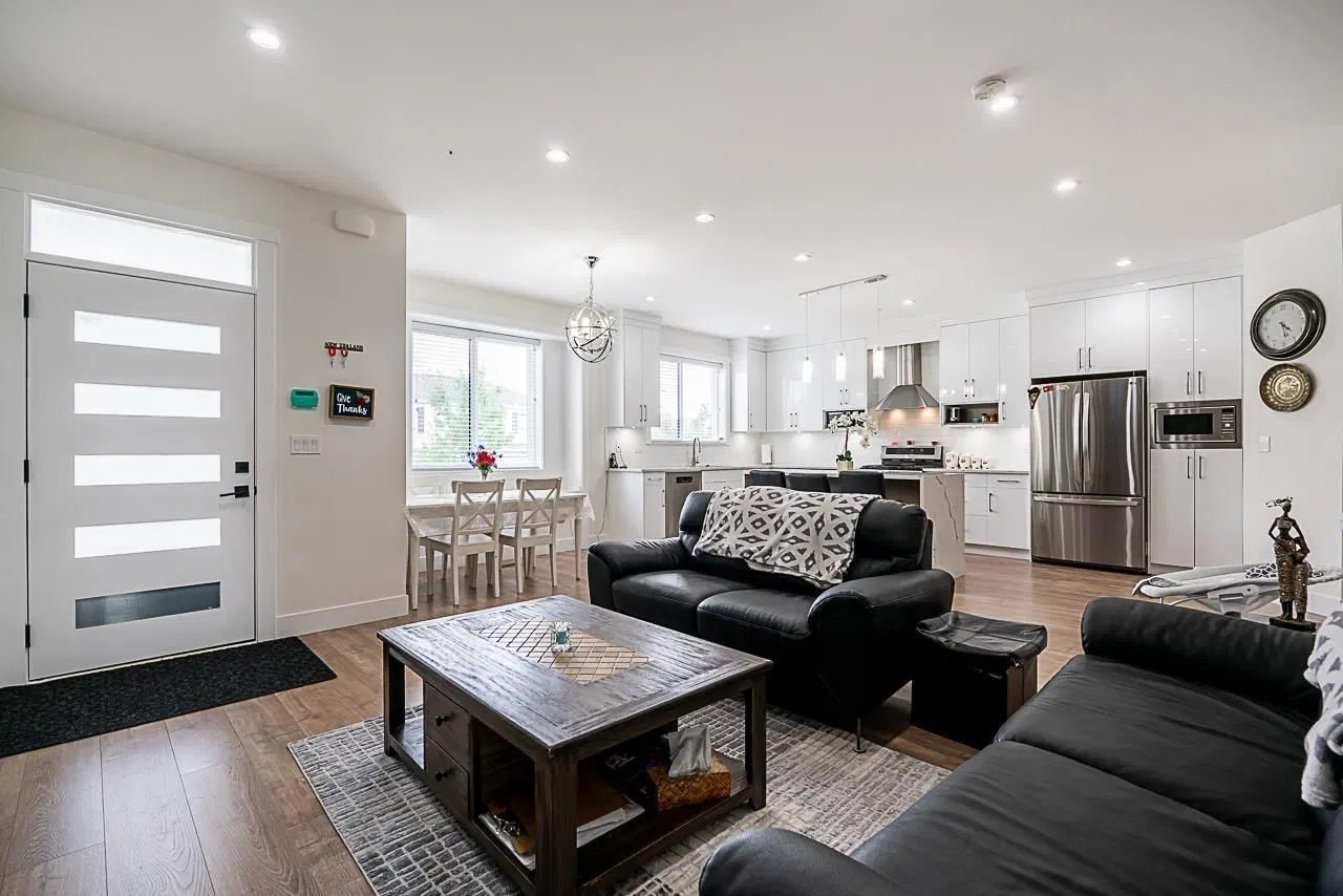 7 7927 118a Street, Delta BC For Sale HonestDoor