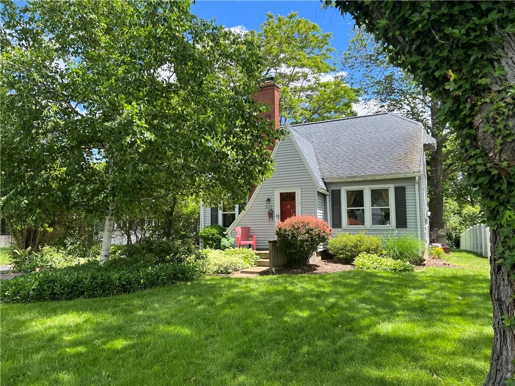 570 Edgewood Ave, Brighton, NY 14618 Holly Creek Homes