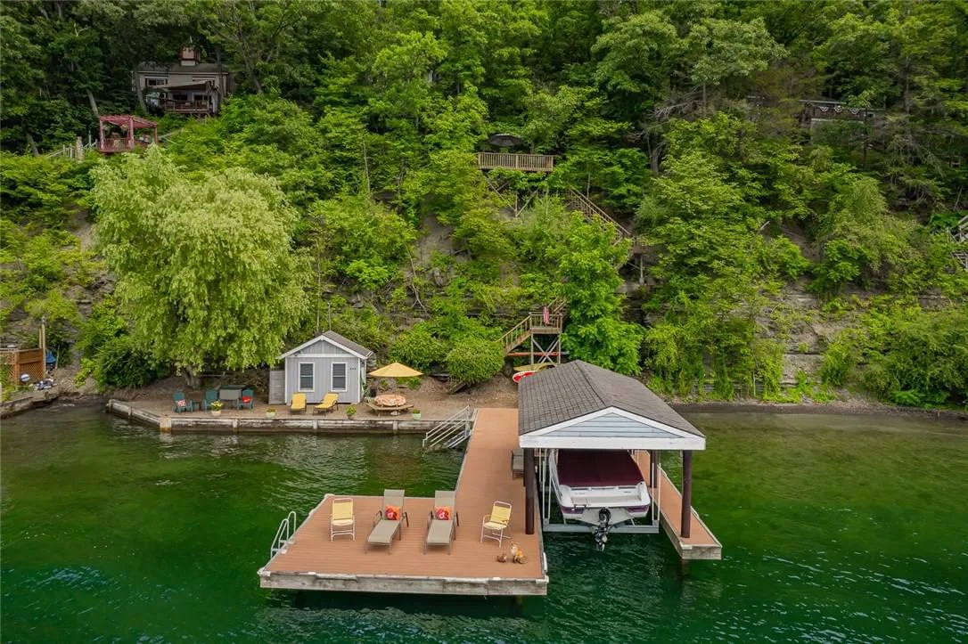 444 East Lake Road, Middlesex, NY 14544 Holly Creek Homes