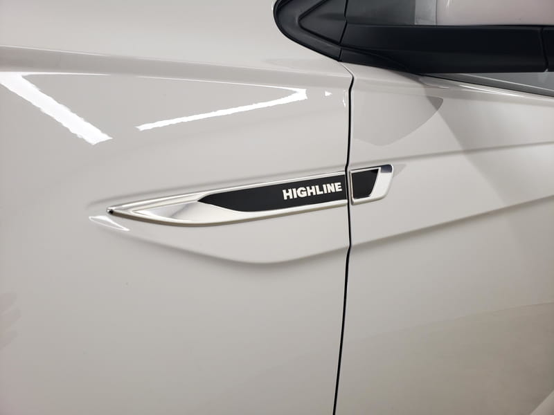 VOLKSWAGEN VIRTUS 1.0 200 TSI HIGHLINE AUTOMÁTICO 2019/2019 FLEX em