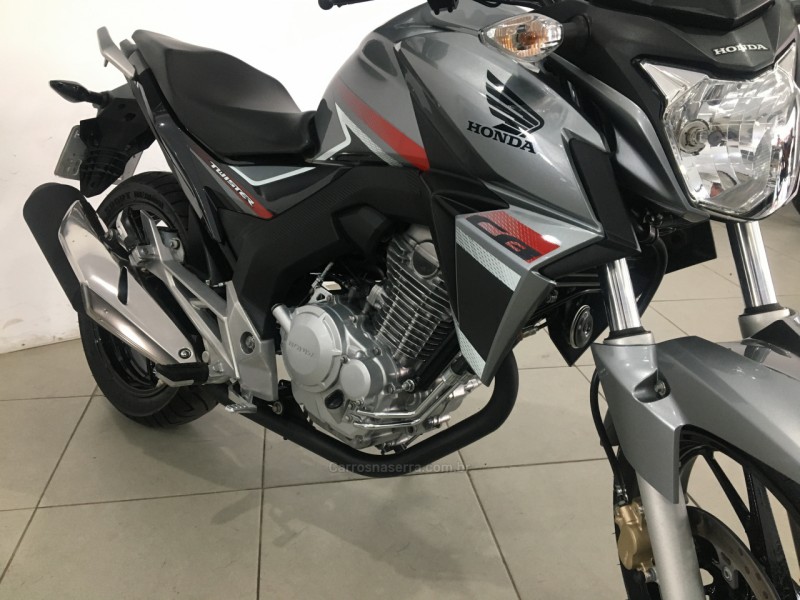 CBX 250 TWISTER 2018 NOVO HAMBURGO Carros na Serra