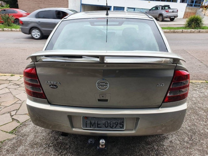 ASTRA 2.0 MPFI ELEGANCE 8V FLEX 4P AUTOMATICO 2005 BENTO GONCALVES