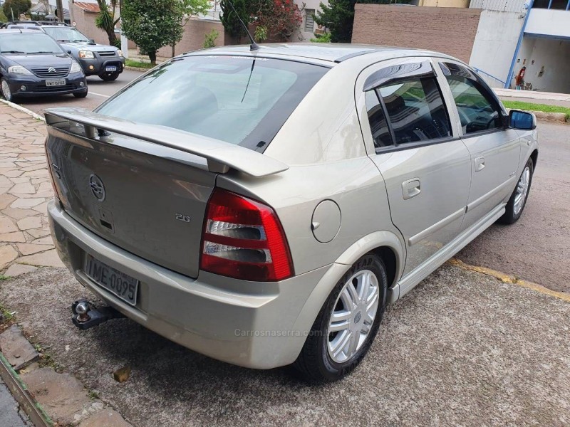 ASTRA 2.0 MPFI ELEGANCE 8V FLEX 4P AUTOMATICO 2005 BENTO GONCALVES