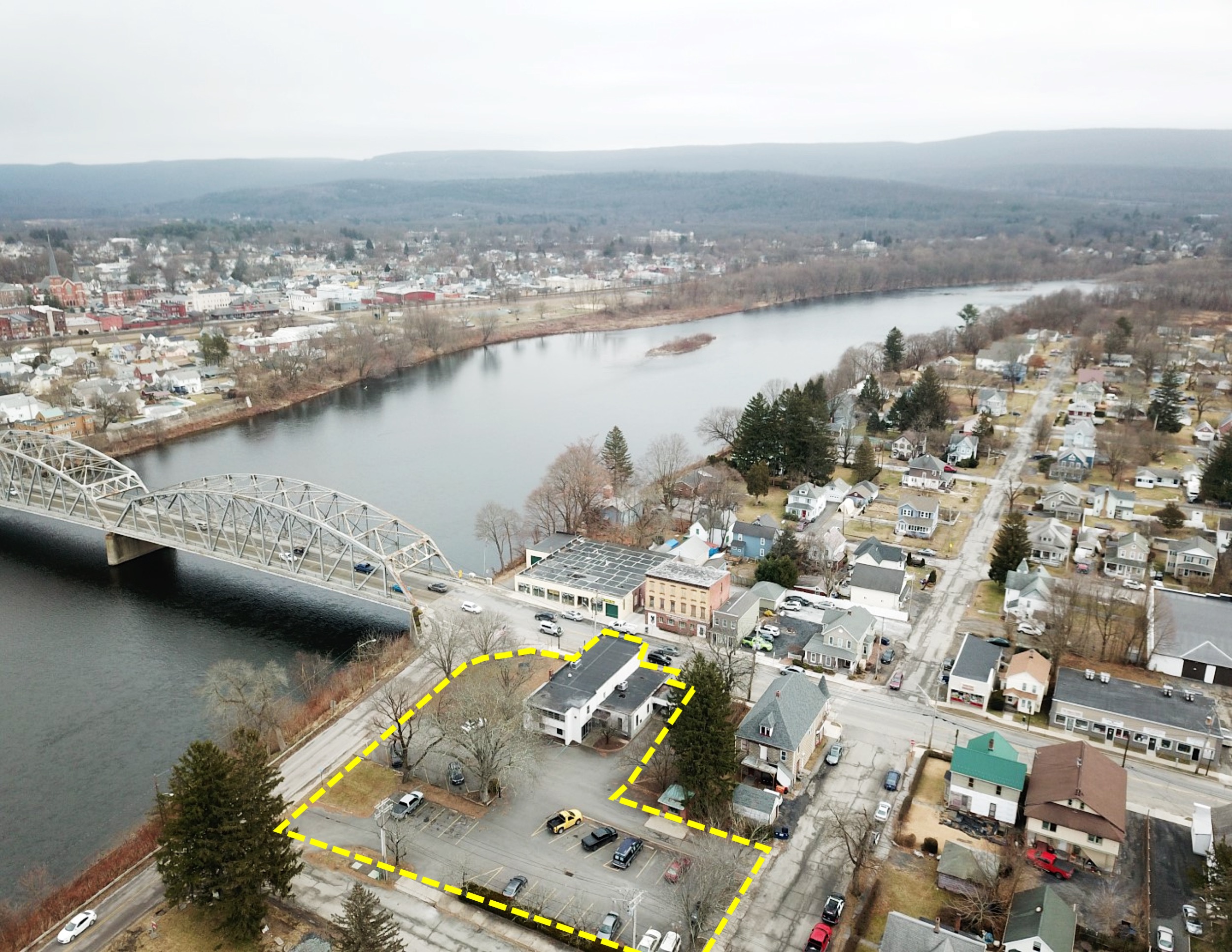 Absolute 1 Auction Former Citizens Bank Matamoras, PA Marketplace