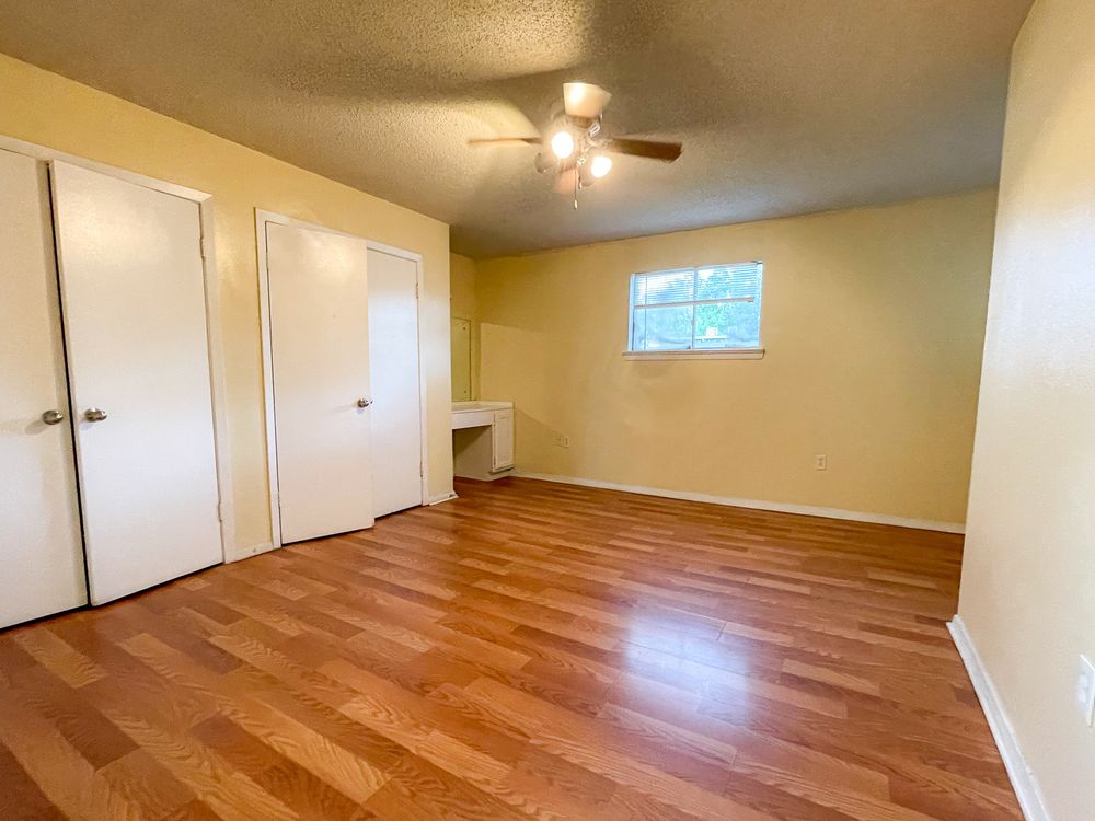 Summer Grove Apartments Marketplace