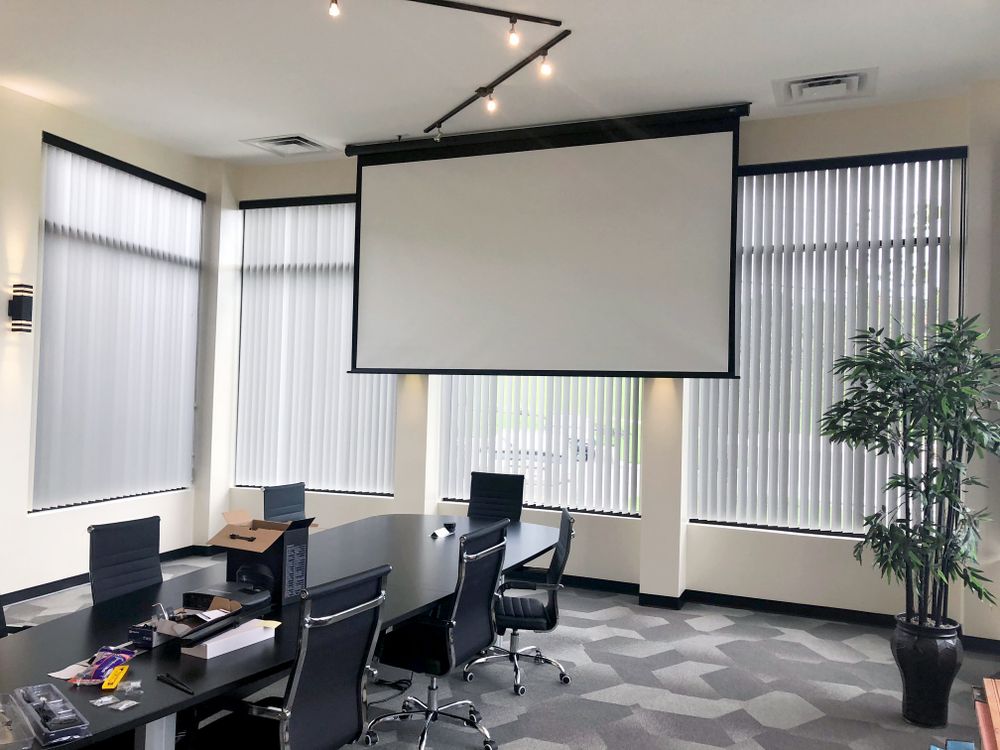 Cox Avenue Office & Warehouse Marketplace